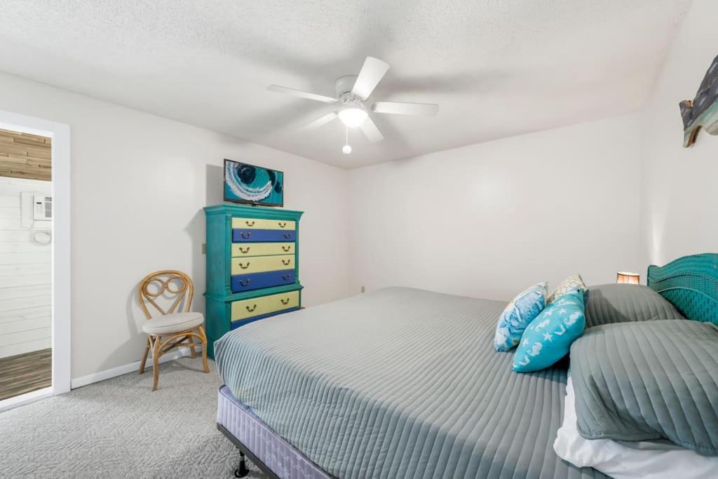 New! Steps To White Sand Beaches! Pool & Grill! 2Br 2Ba Panama City Beach Bagian luar foto