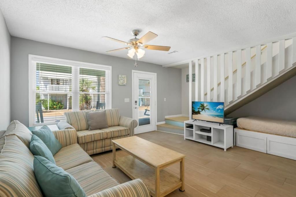 New! Steps To White Sand Beaches! Pool & Grill! 2Br 2Ba Panama City Beach Bagian luar foto